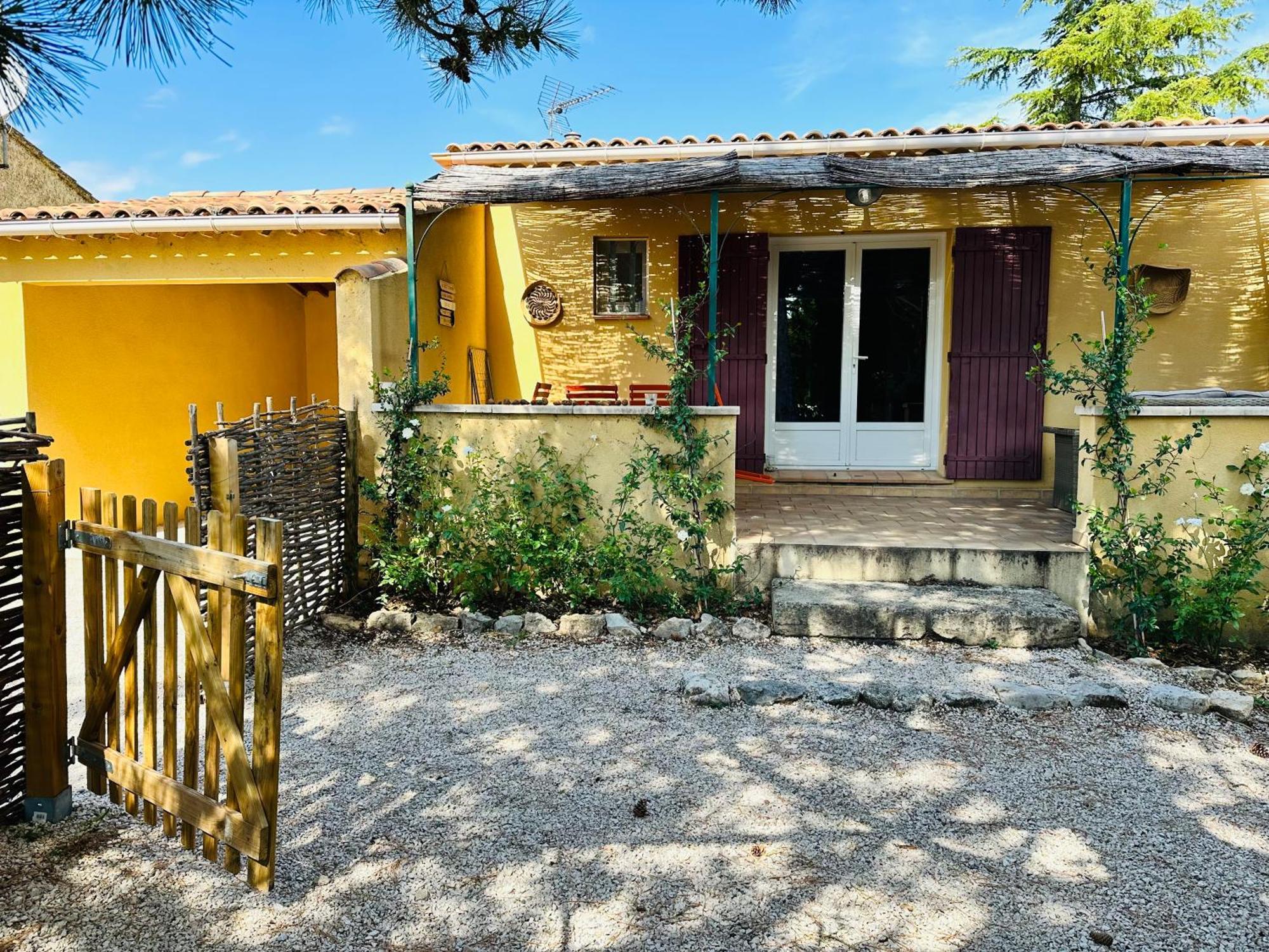 La Pitchoune : Gite Aux Pieds Des Alpilles Mouries Εξωτερικό φωτογραφία